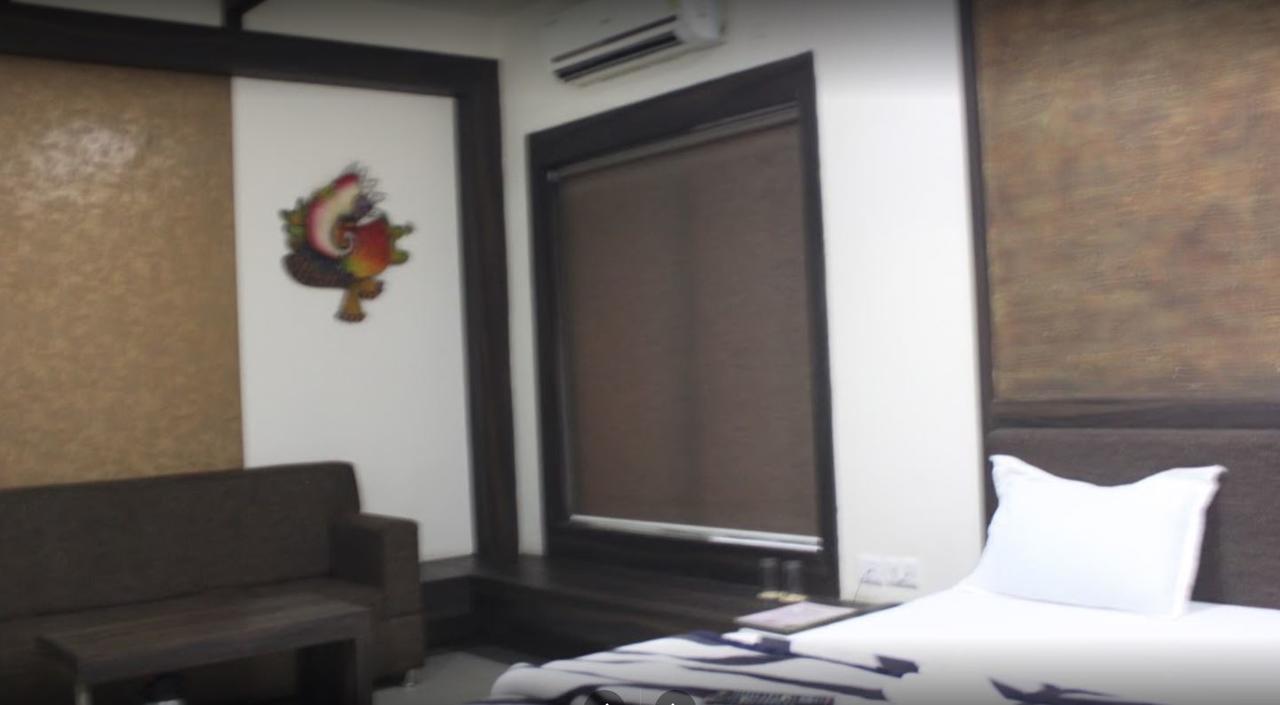 فندق جايافي  City Surya المظهر الخارجي الصورة