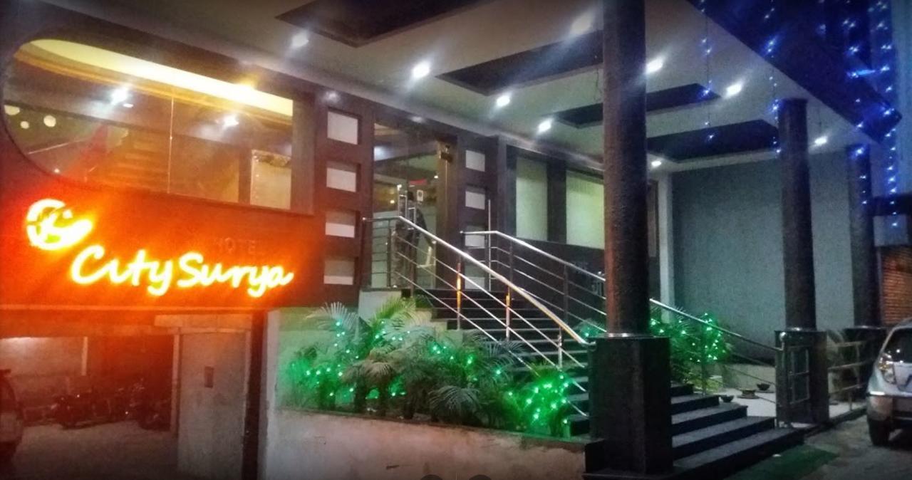 فندق جايافي  City Surya المظهر الخارجي الصورة